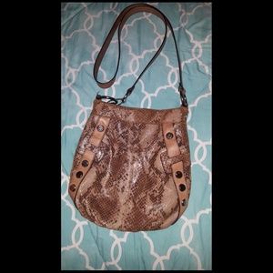 B. Makowsky satchel cross body bad